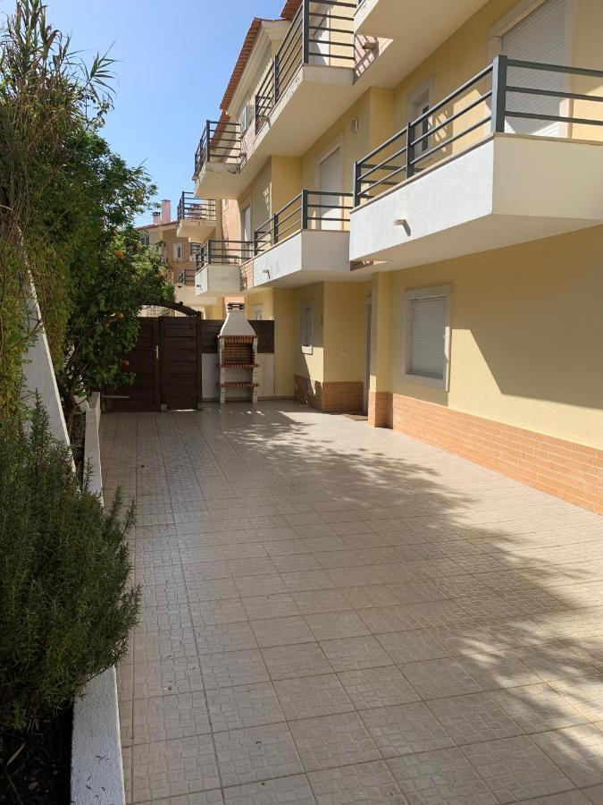 Sleep & Surf Ericeira - Portugal Villa Exterior photo